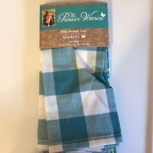 ✨✨Pioneer Woman Napkins✨✨